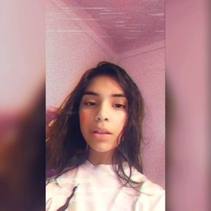 Meet your Posher, Dafne lizet